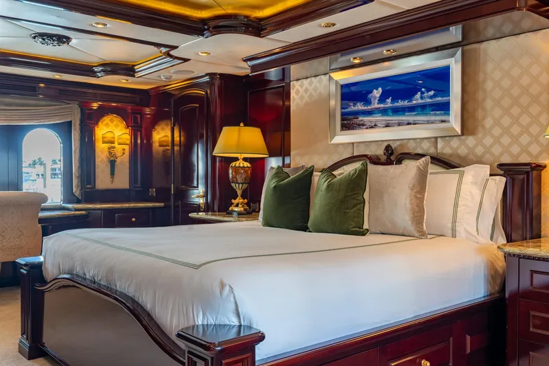 Miss Christine Yacht Photos Pics 