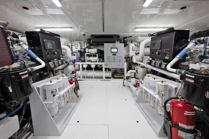 Miss Christine Yacht Photos Pics 