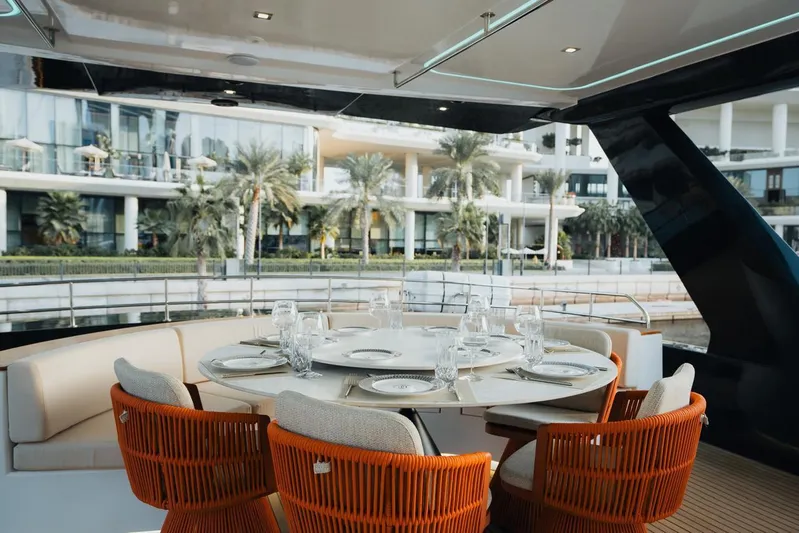 Hyper One Yacht Photos Pics 