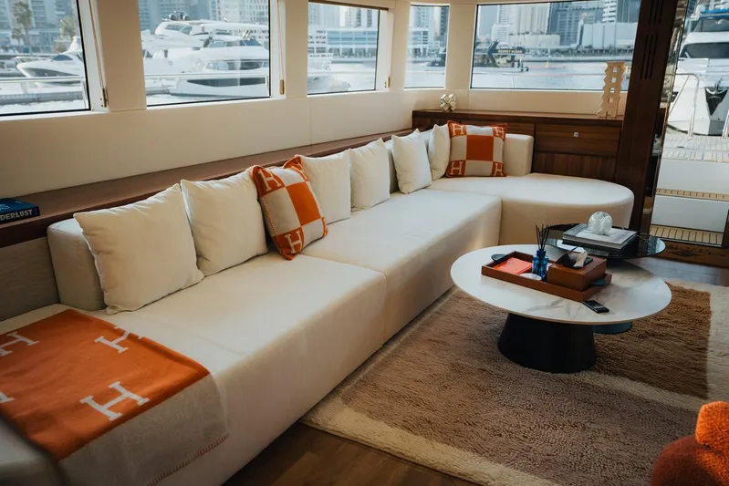 Hyper One Yacht Photos Pics 