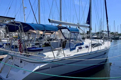 Catalina 375