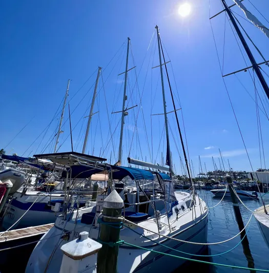 Resolute Yacht Photos Pics 