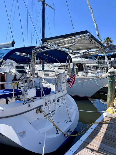 Resolute Yacht Photos Pics 