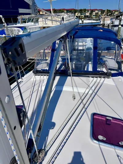 Resolute Yacht Photos Pics 