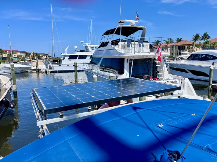 Resolute Yacht Photos Pics 