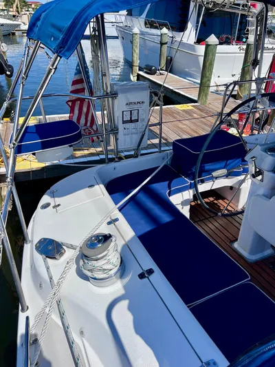 Resolute Yacht Photos Pics 