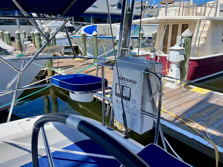 Resolute Yacht Photos Pics 