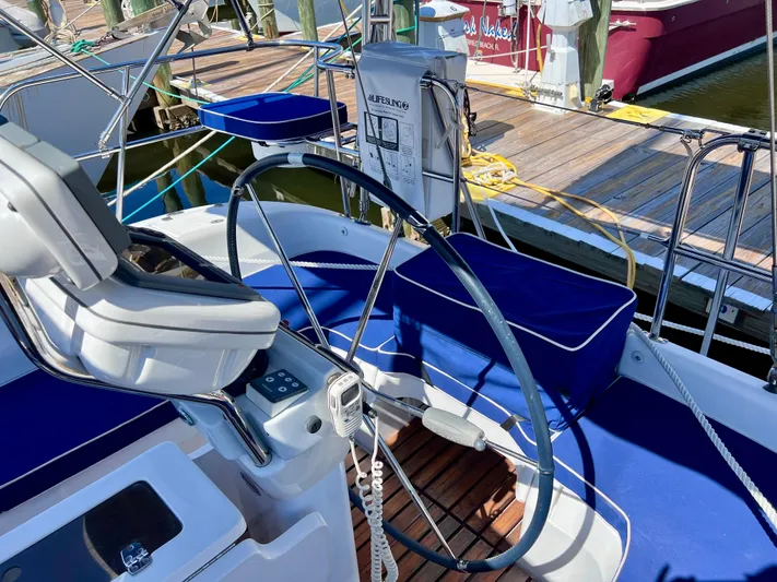 Resolute Yacht Photos Pics 