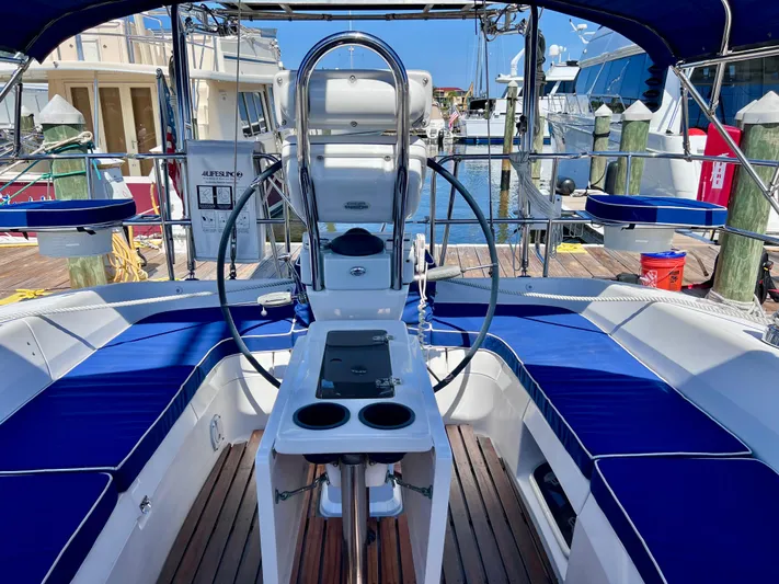 Resolute Yacht Photos Pics 