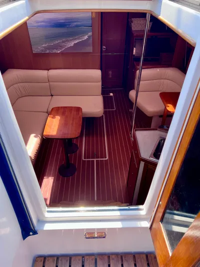 Resolute Yacht Photos Pics 