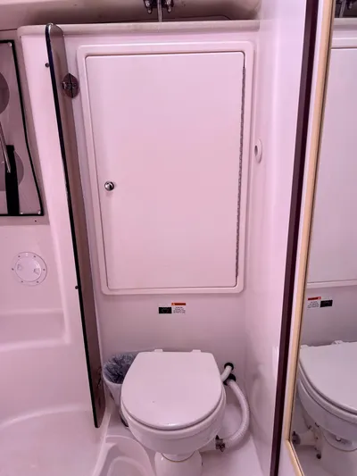 Resolute Yacht Photos Pics 