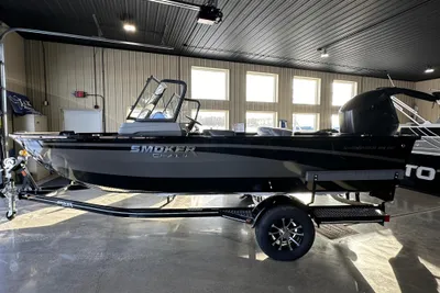 Smoker Craft Adventurer 188 DC