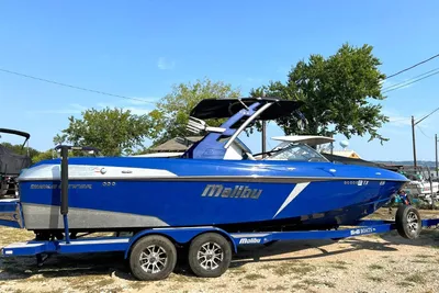 Malibu Wakesetter 25 LSV