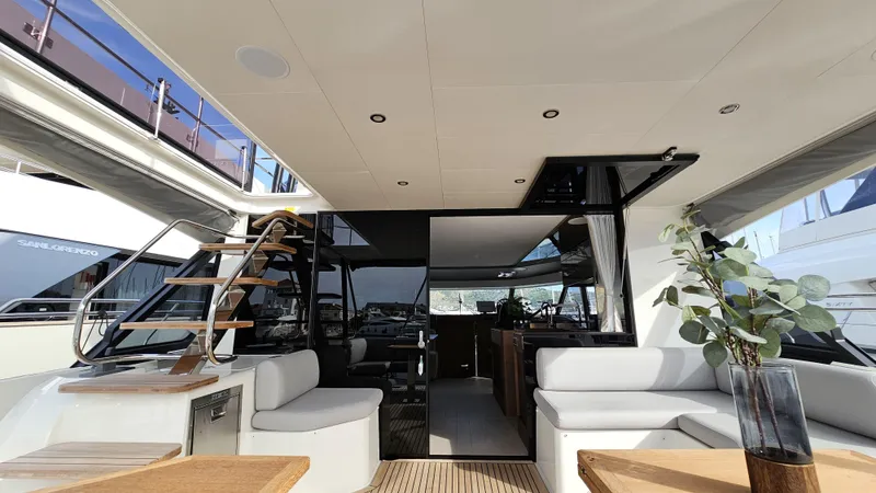 Diamond Si Yacht Photos Pics 