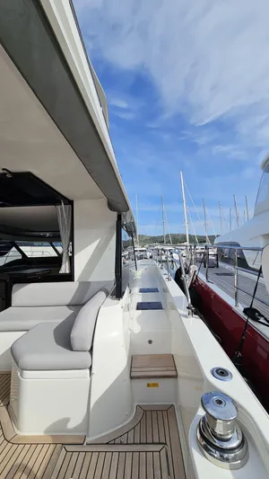 Diamond Si Yacht Photos Pics 