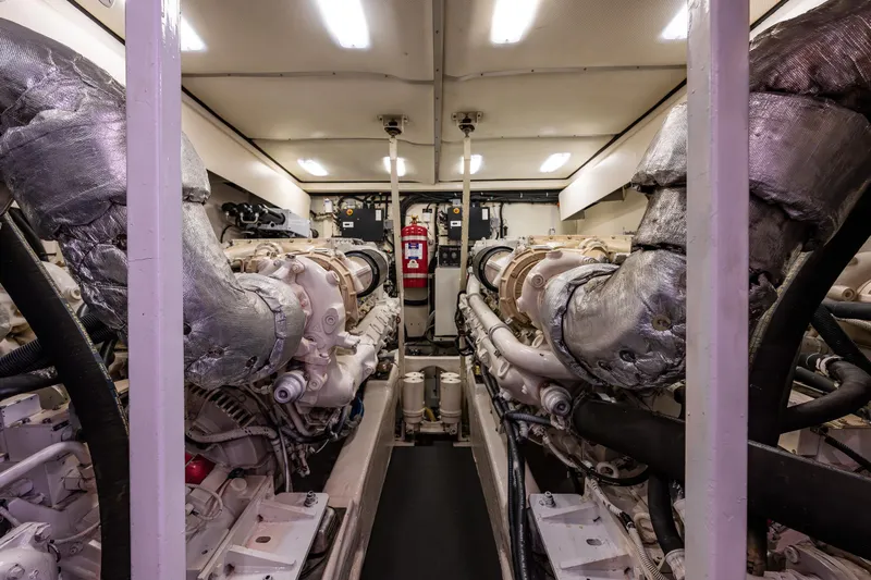 Pearl Yacht Photos Pics 