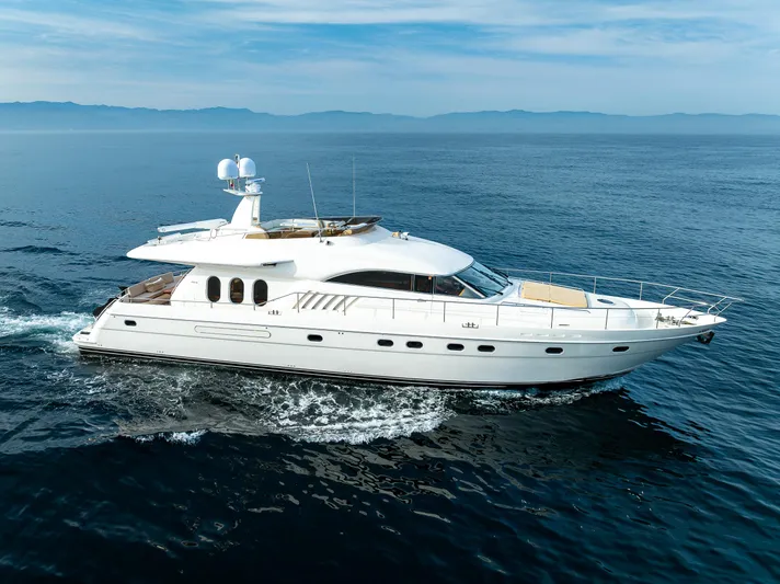 Pearl Yacht Photos Pics 