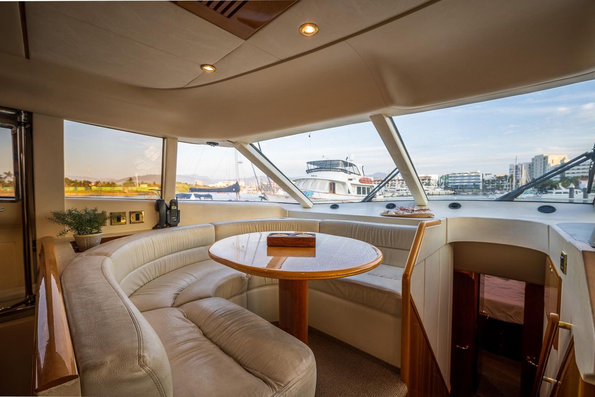 2002 Viking Princess 72 