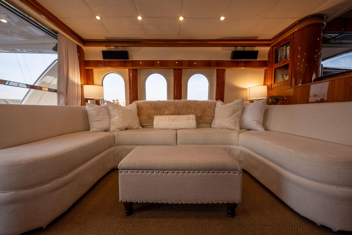 2002 Viking Princess 72 