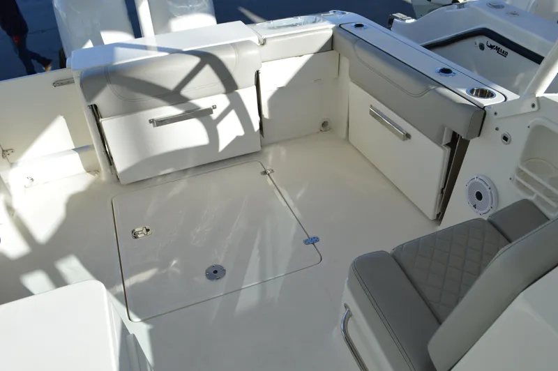  Yacht Photos Pics Pursuit 266 DC - Aft Seating Stowed