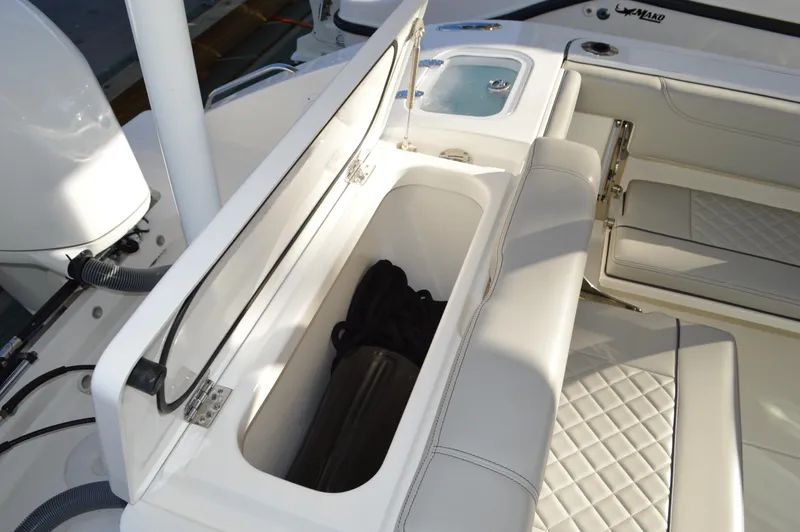  Yacht Photos Pics Pursuit 266 DC - Aft Storage