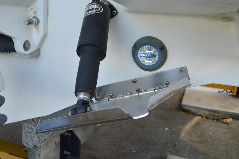  Yacht Photos Pics Pursuit 266 DC - Trim Tab and Underwater Light