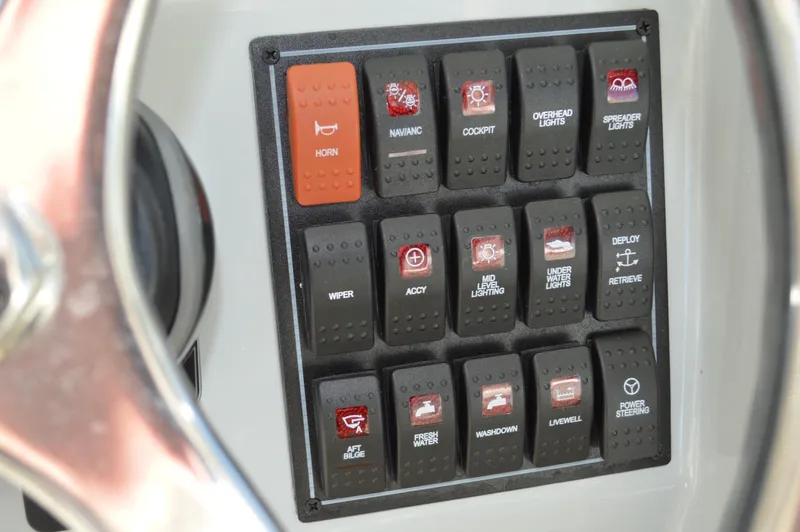 Yacht Photos Pics Pursuit 266 DC - Helm Switches