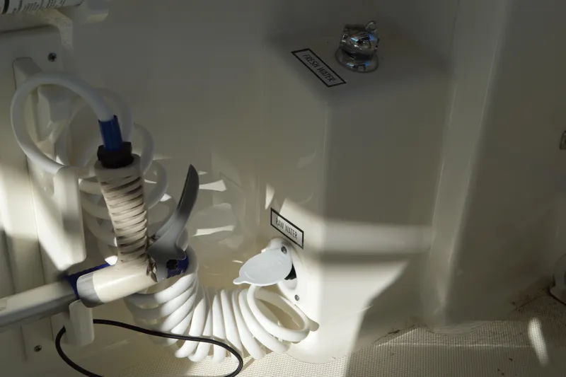  Yacht Photos Pics Pursuit 266 DC - Raw and Fresh Water Outlets