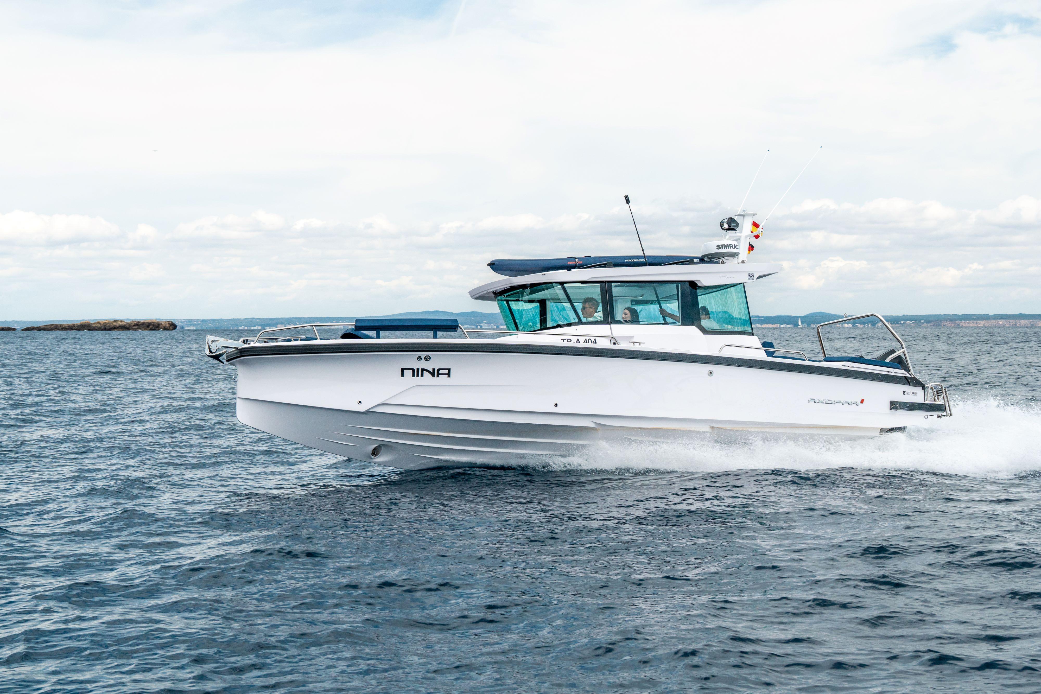 2025 Axopar 29XC Cross Cabin - Aft Cabin Aft Cabin for sale