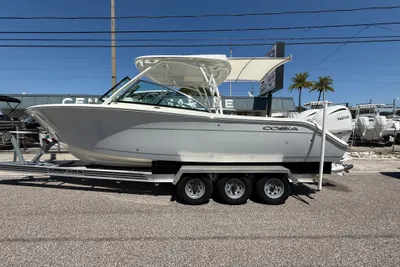 Cobia 280 Dual Console
