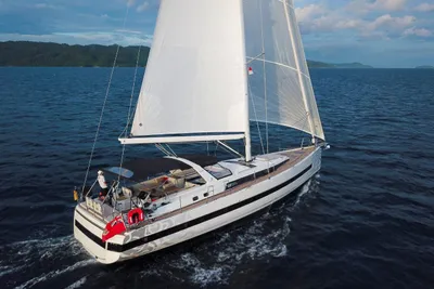 Beneteau Oceanis Yacht 62