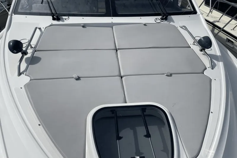 Miss Behave Yacht Photos Pics 