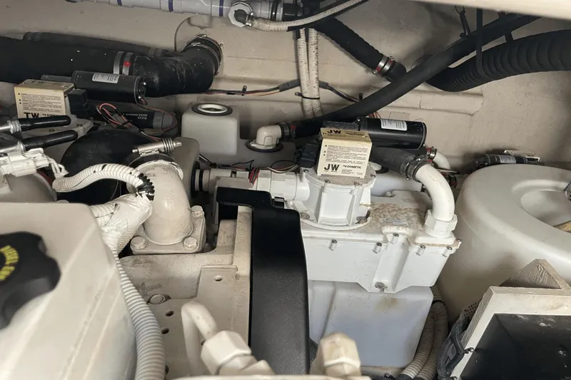 Miss Behave Yacht Photos Pics 