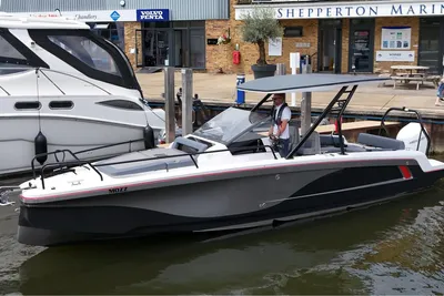 Axopar 25 Cross Top