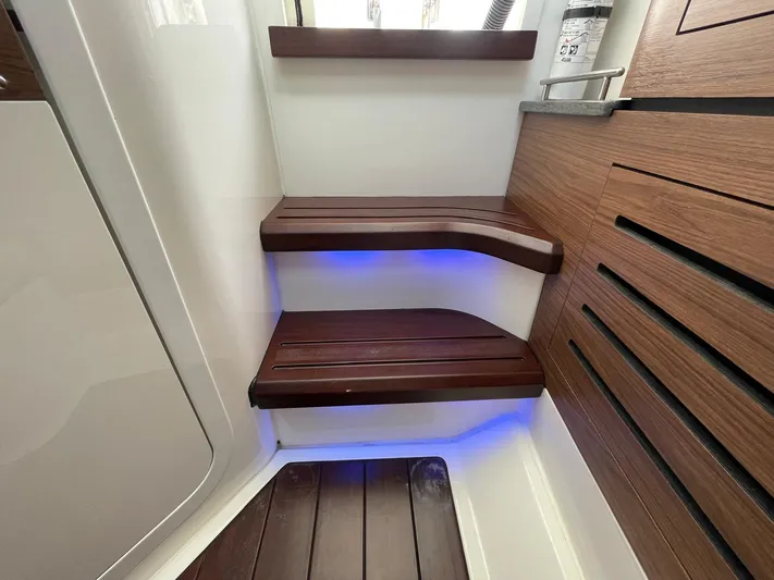 Merc 400's Yacht Photos Pics 