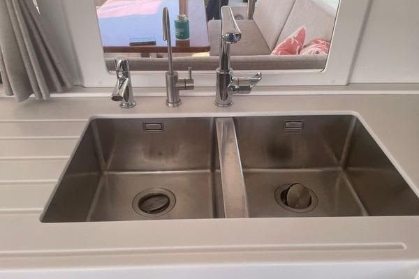 2020 Fountaine Pajot 47 