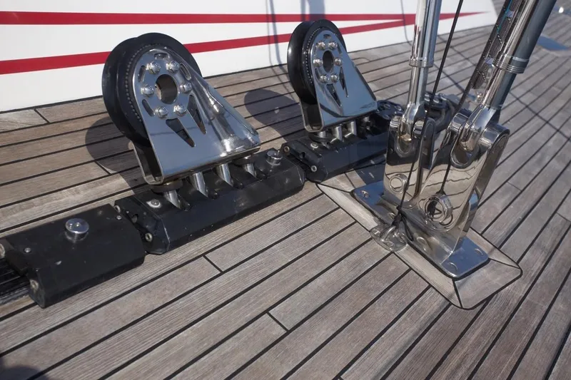 Josefina Yacht Photos Pics 