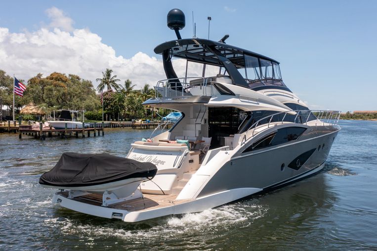 2013-63-marquis-630-sport-yacht