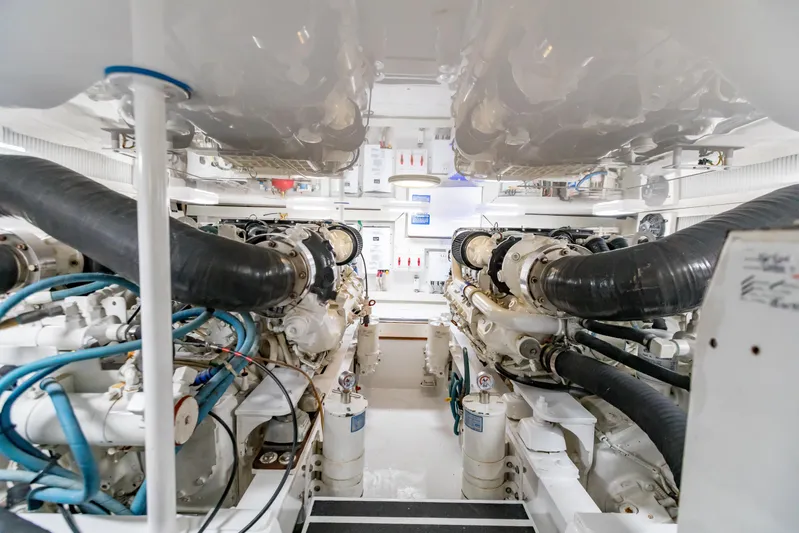 Viking 48 Convertible Yacht Photos Pics 