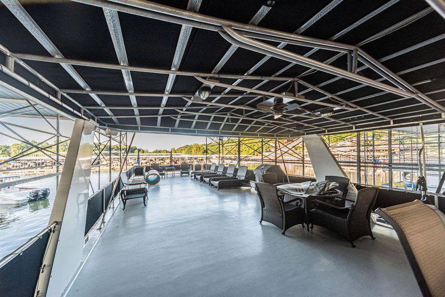 2003 Horizon 90 Houseboat