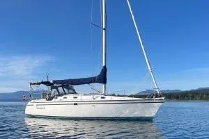 Hunter 33