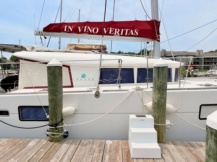 Grand Cru Yacht Photos Pics 