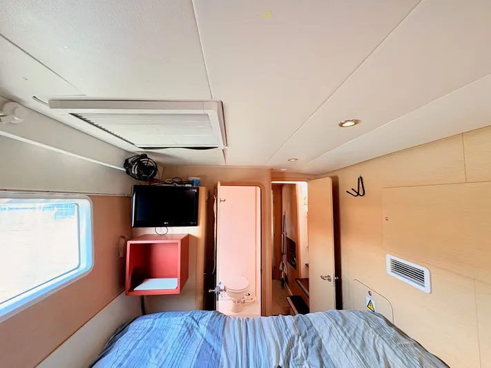 Grand Cru Yacht Photos Pics 