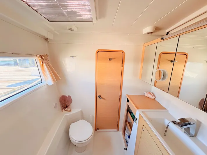 Grand Cru Yacht Photos Pics 