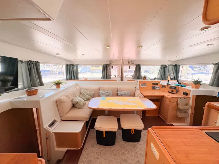 Grand Cru Yacht Photos Pics 