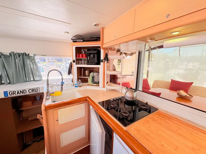 Grand Cru Yacht Photos Pics 