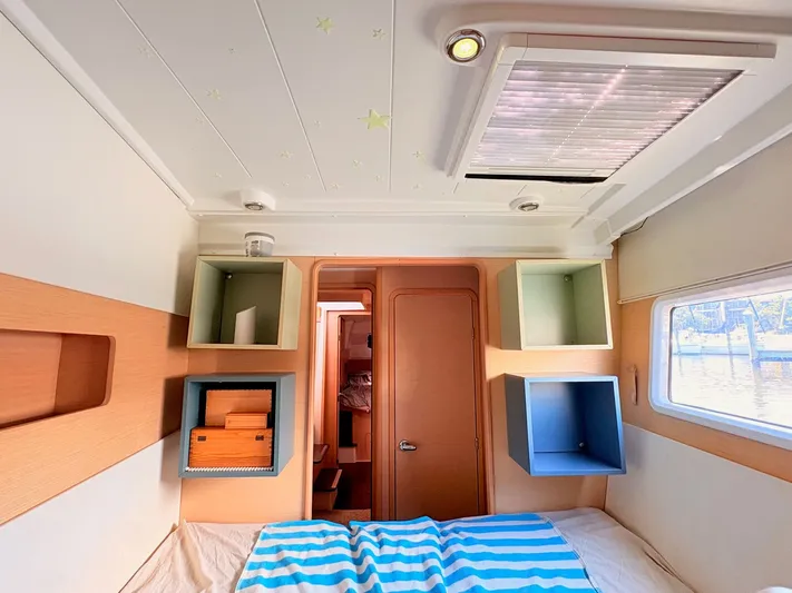 Grand Cru Yacht Photos Pics 