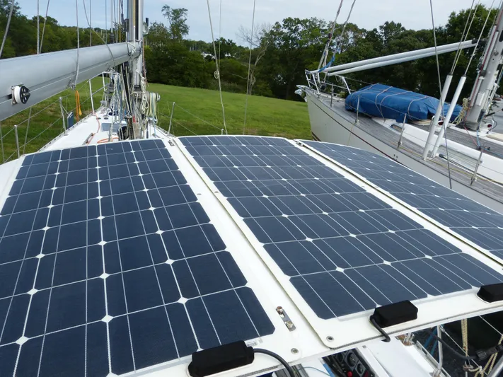 Atlantis Yacht Photos Pics 