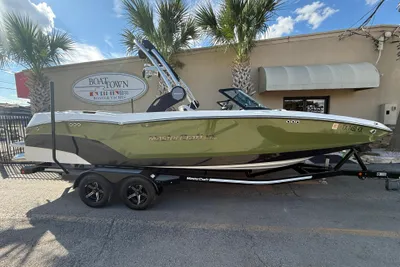 MasterCraft NXT24