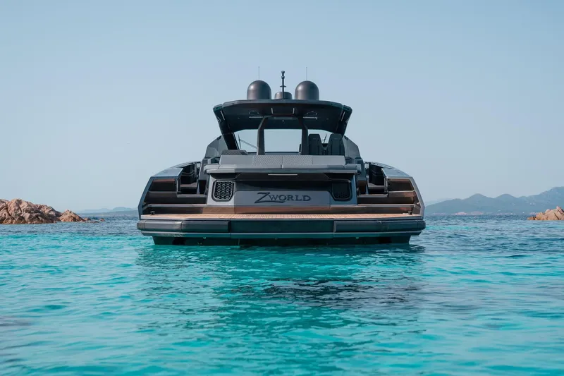 Maori 64 Yacht Photos Pics Luxury Maori 64 yacht from 2026 on clear water.